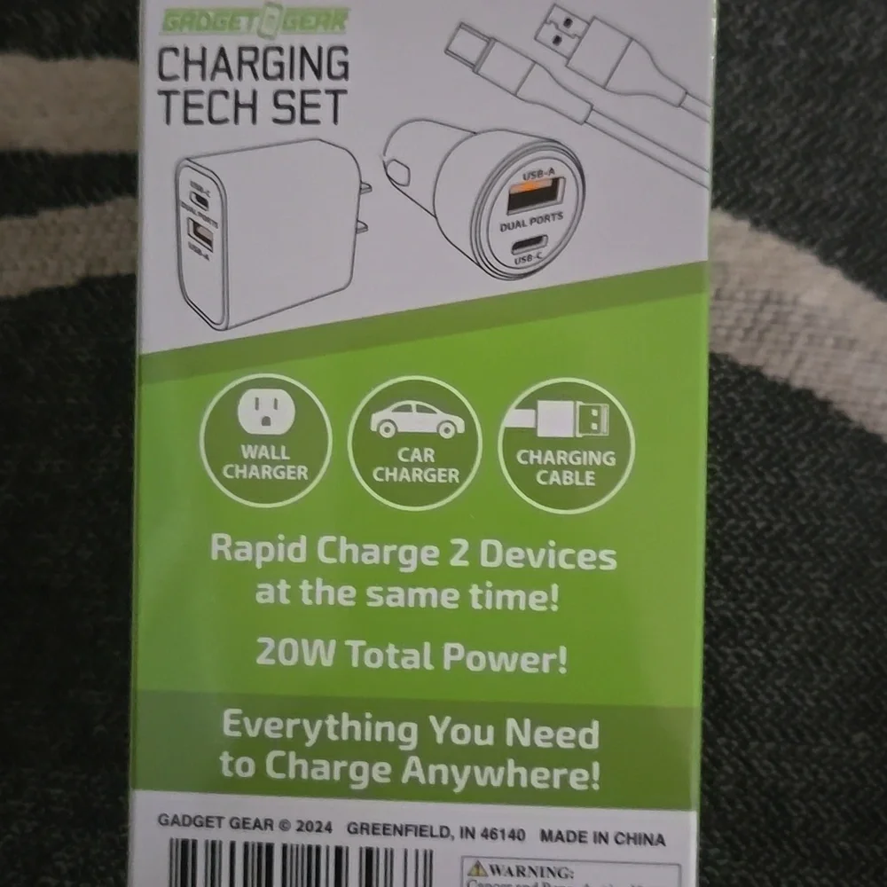 Gadget Gear Rebel Girl Car Wall Cable Charger usb-c usb -a 3ft cable 20 watt